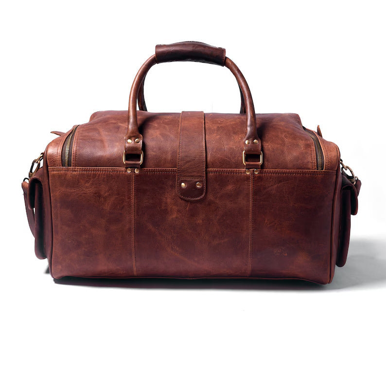 Classic Leather Overnight Bag – Durable & Elegant