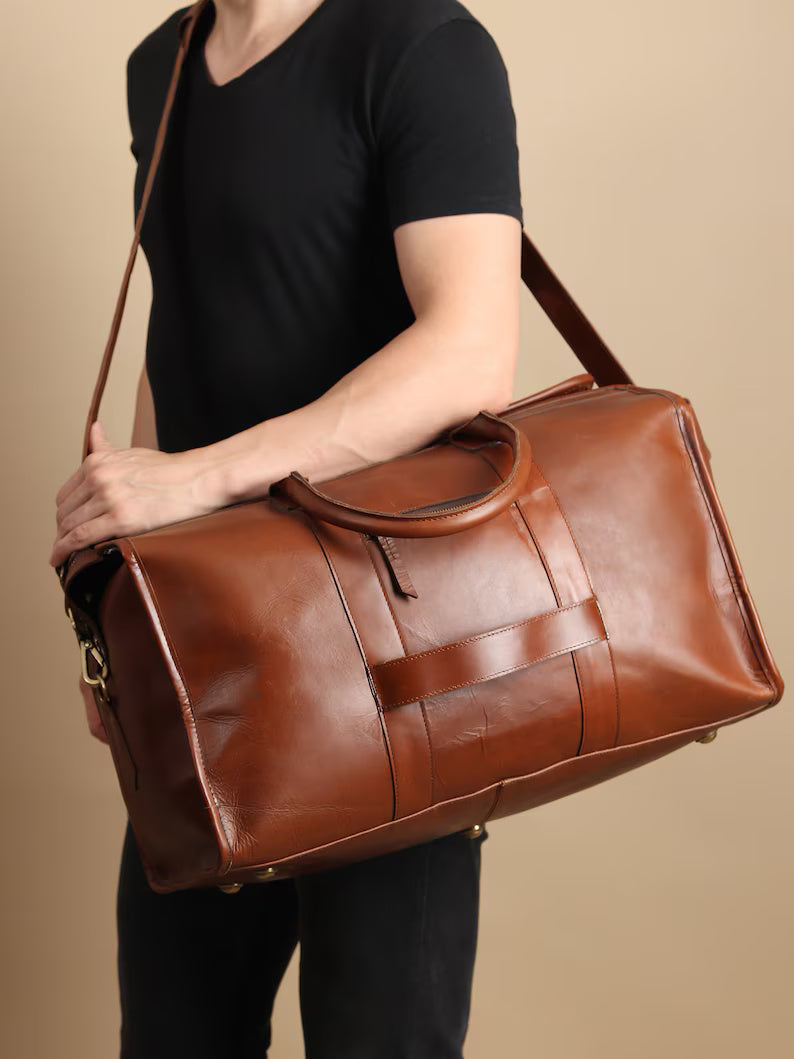 Men’s Leather Travel Duffle Bag – Elegant & Durable