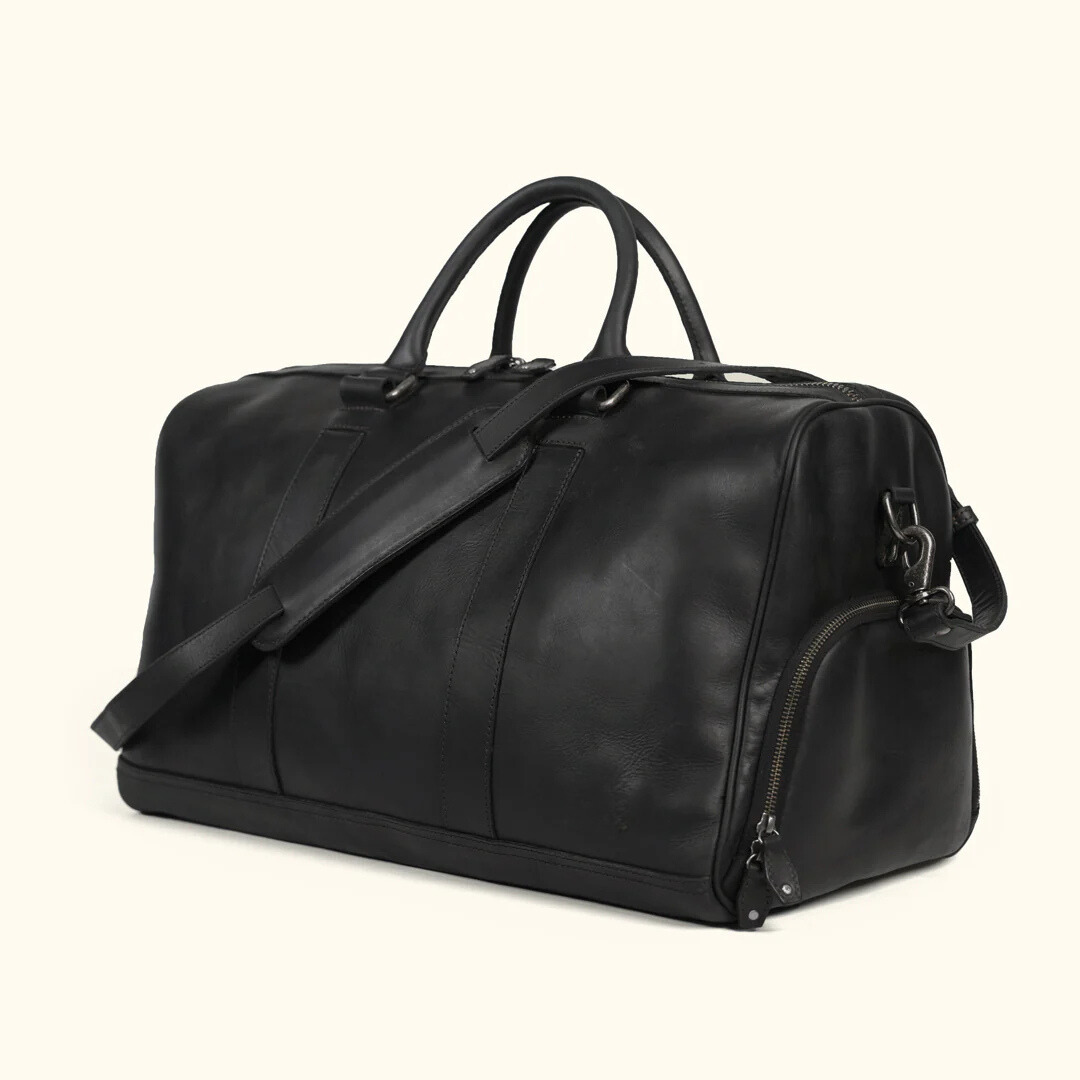 Premium Genuine Leather Duffle Bag – Timeless Travel Companion