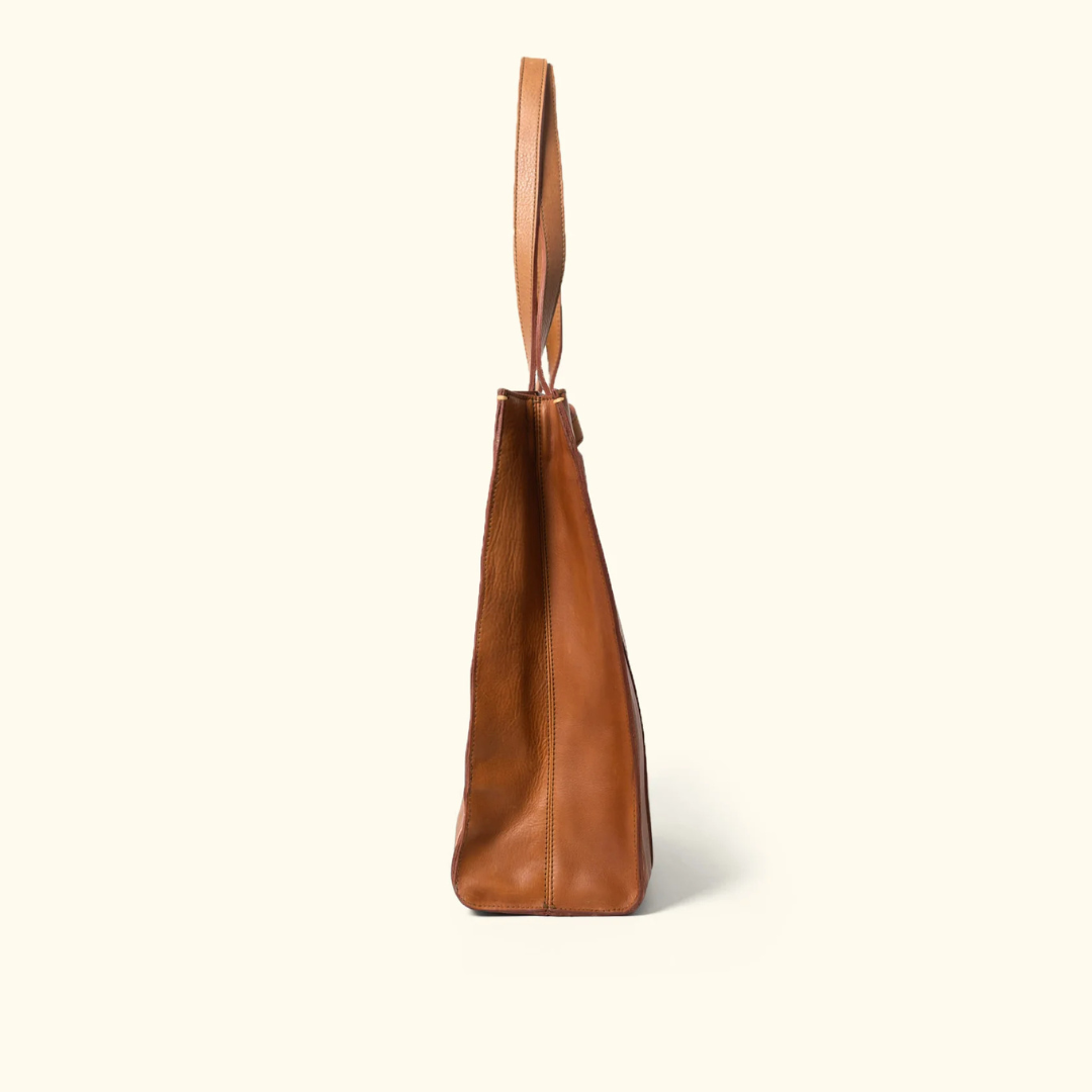 Elegant Everyday Tote – Full-Grain Leather Craftsmanship
