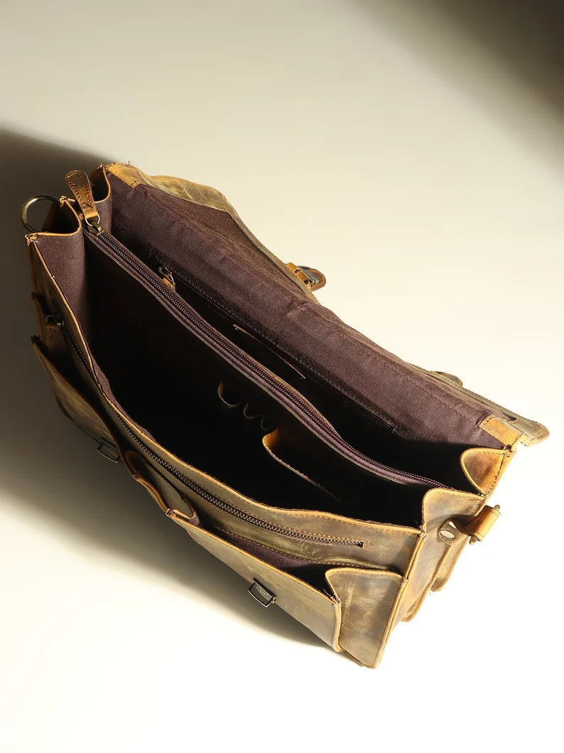 Premium Full-Grain Leather Messenger Bag – Laptop & Work Ready