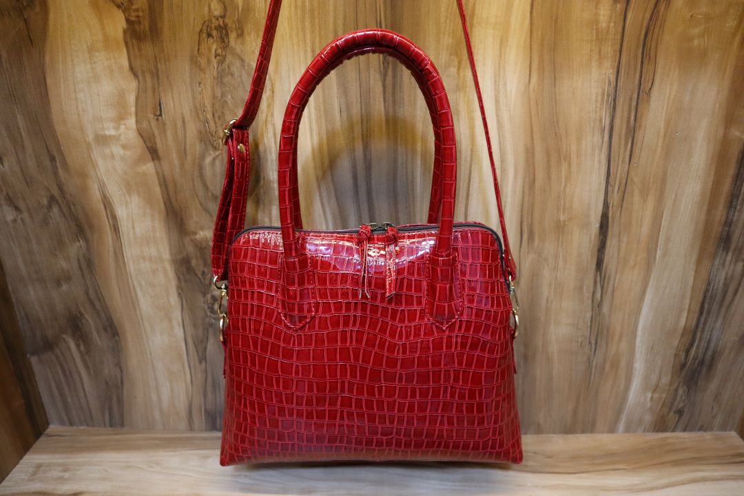 Women's Leather Tote – Soft, Durable, and Timeless