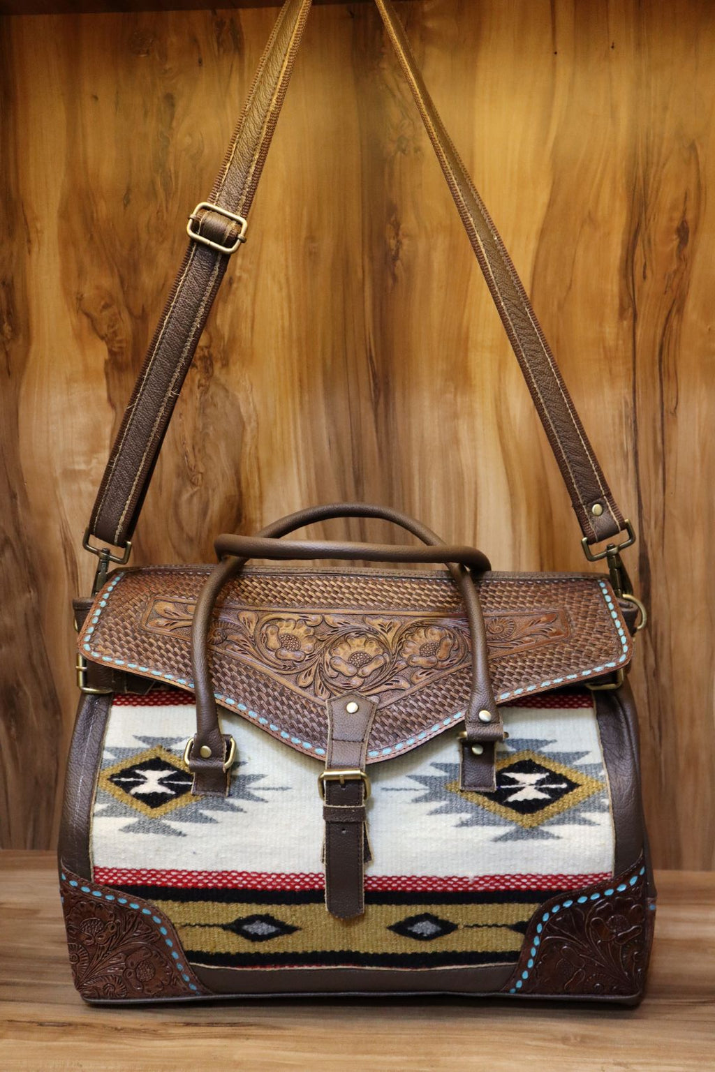 Western Aztec Leather Duffle Bag – Vintage Southwest Travel Style