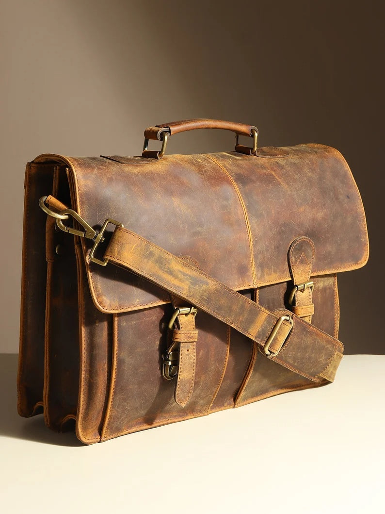 Premium Full-Grain Leather Messenger Bag – Laptop & Work Ready