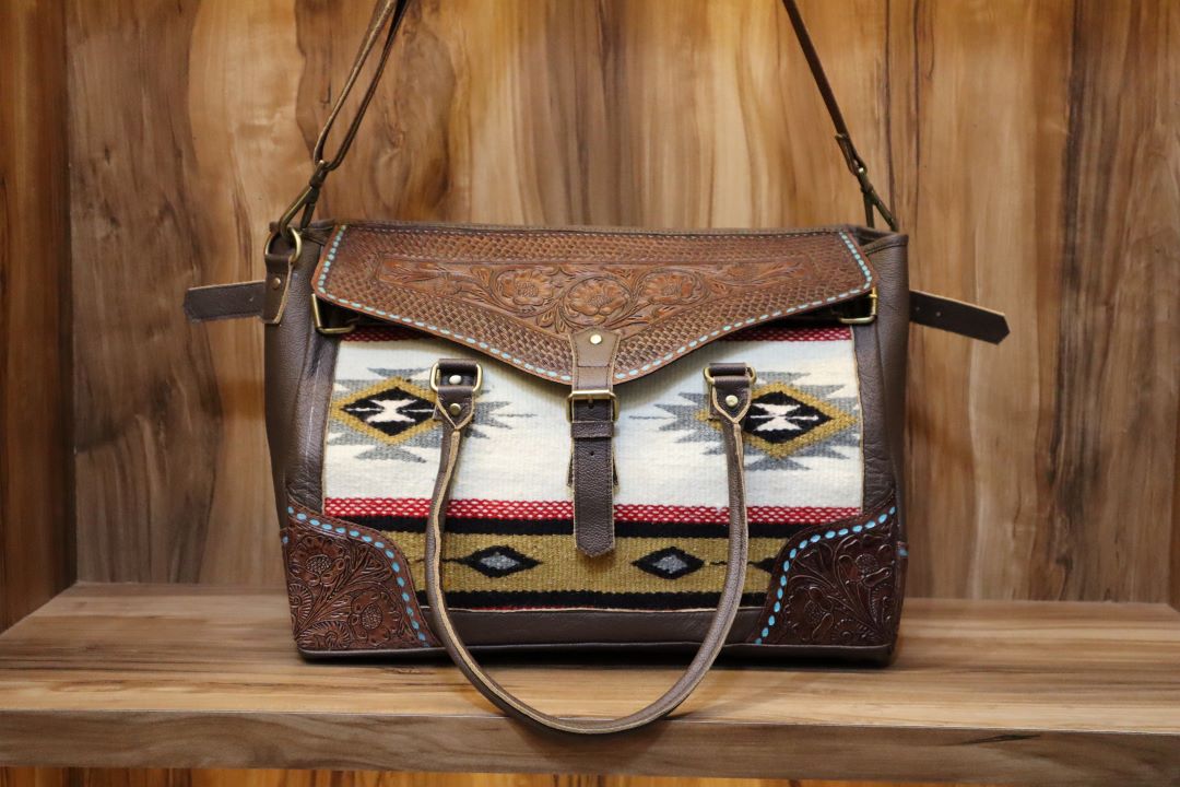 Western Aztec Leather Duffle Bag – Vintage Southwest Travel Style