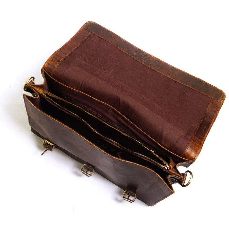 Executive Leather Messenger – Polished Bag for Work & Travel
