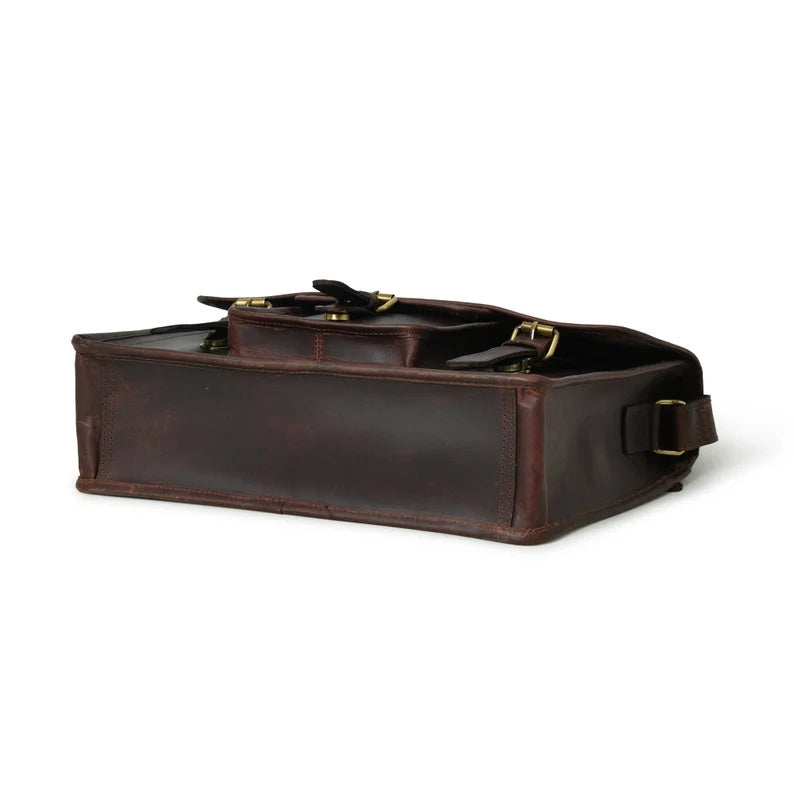 Premium Full-Grain Leather Messenger Bag – Laptop & Work Ready