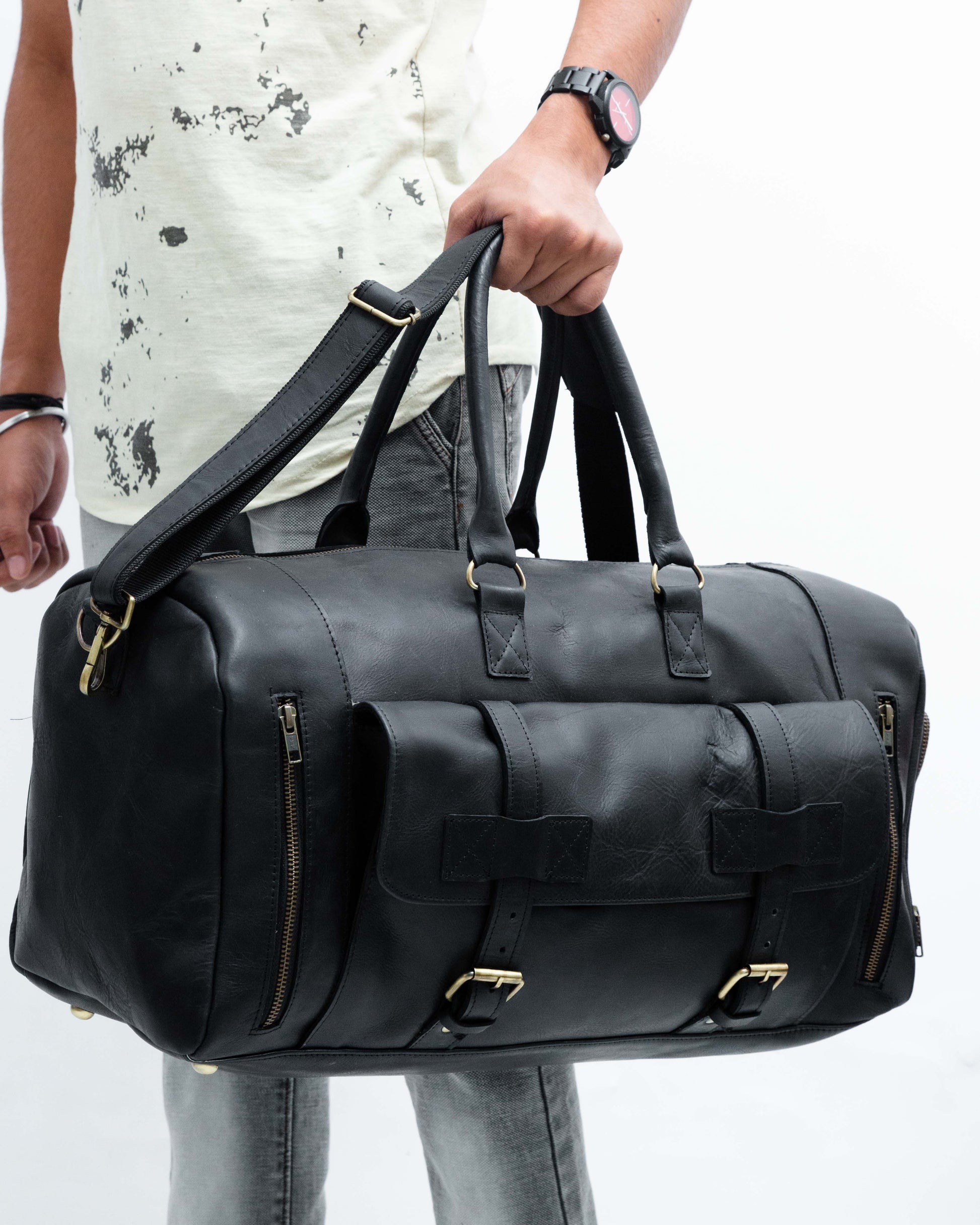 Premium Genuine Leather Duffle Bag – Timeless Travel Companion