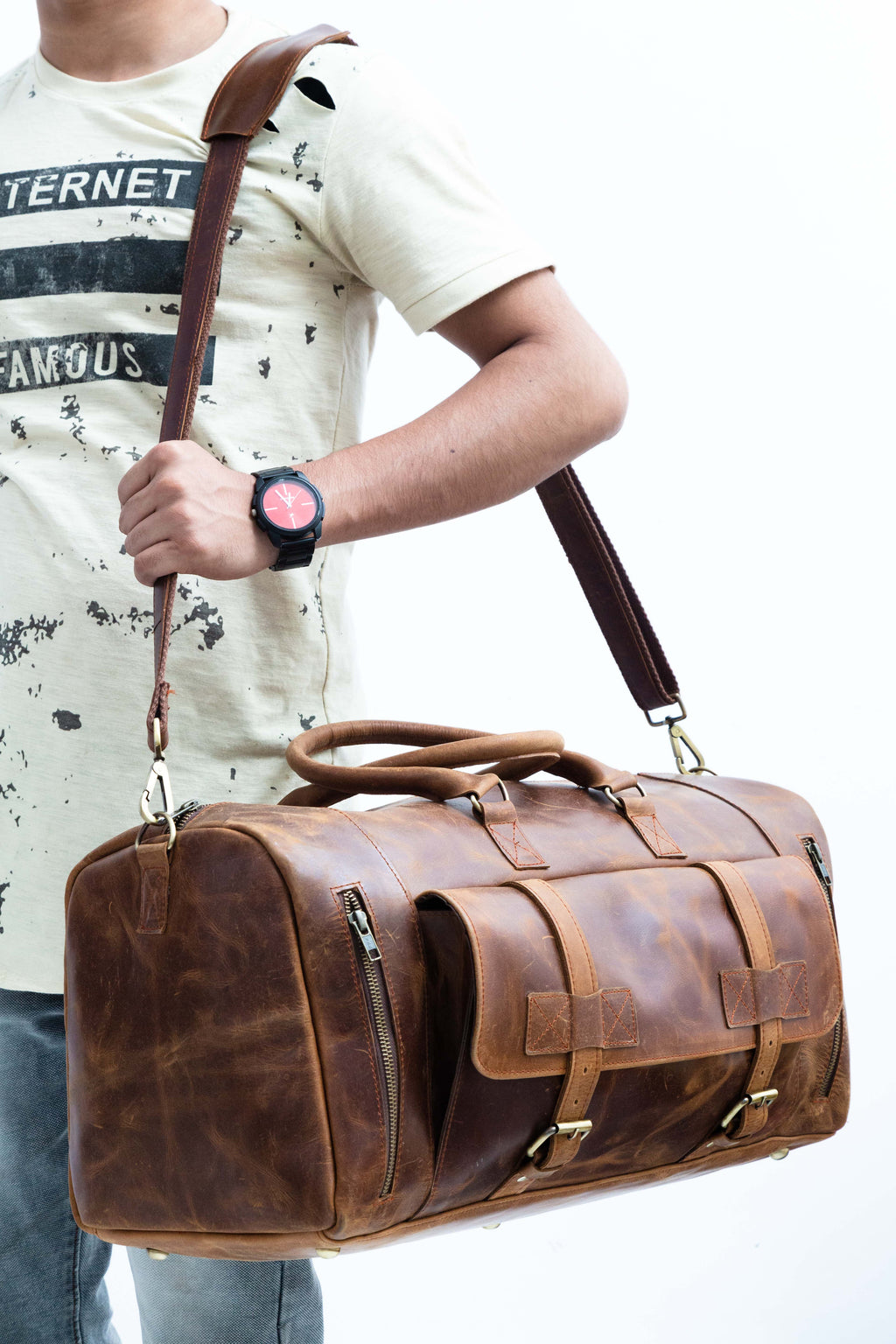 Brown Leather Duffle Bag – Handmade for Travelers