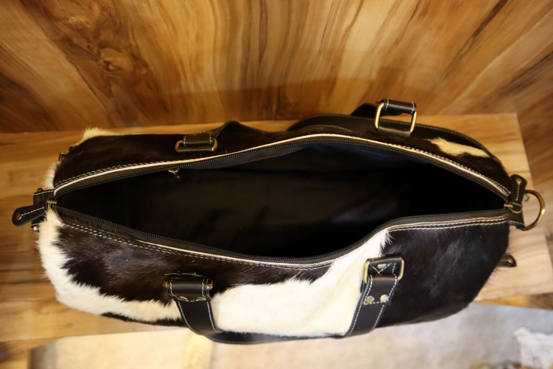 Premium Saddle Leather Duffle – Western Travel Gear