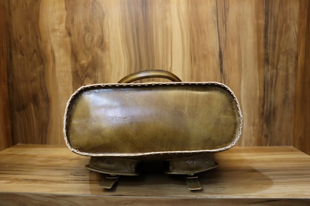 Designer Leather Tote Bag – Premium Craftsmanship