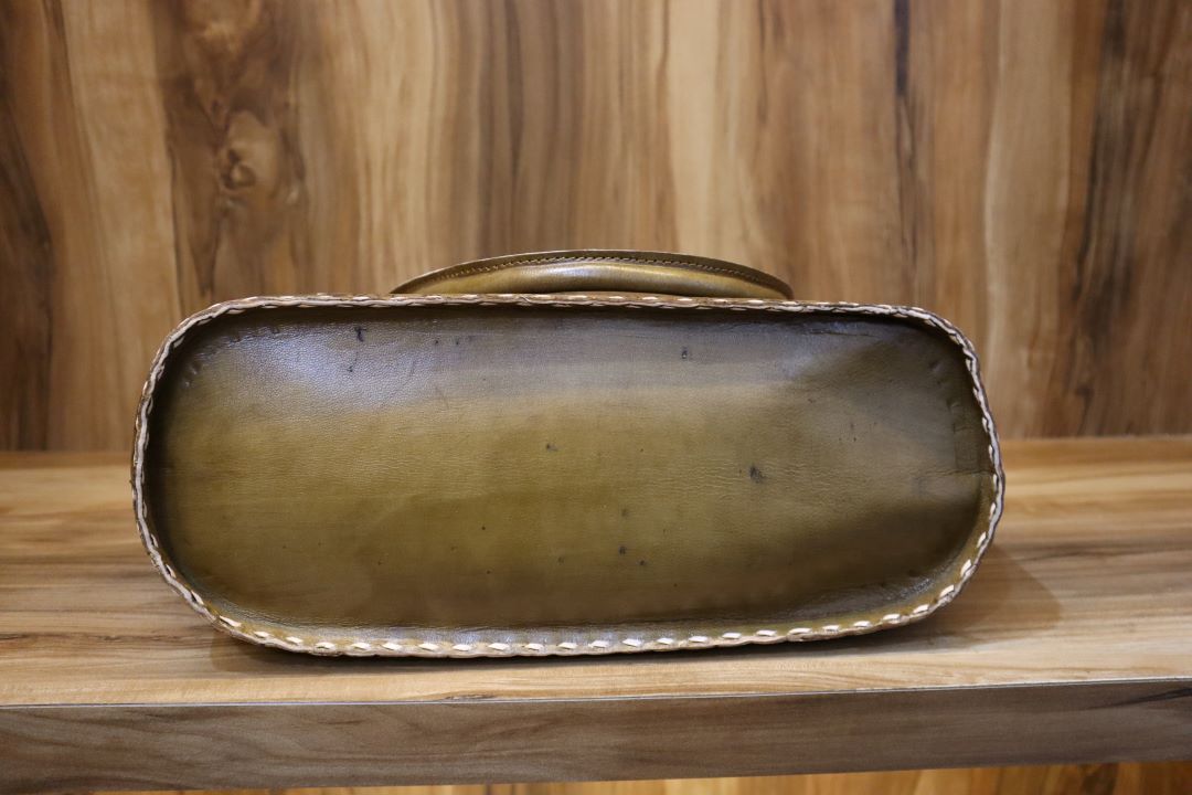 Genuine Leather Tote Bag – Timeless Everyday Carryall