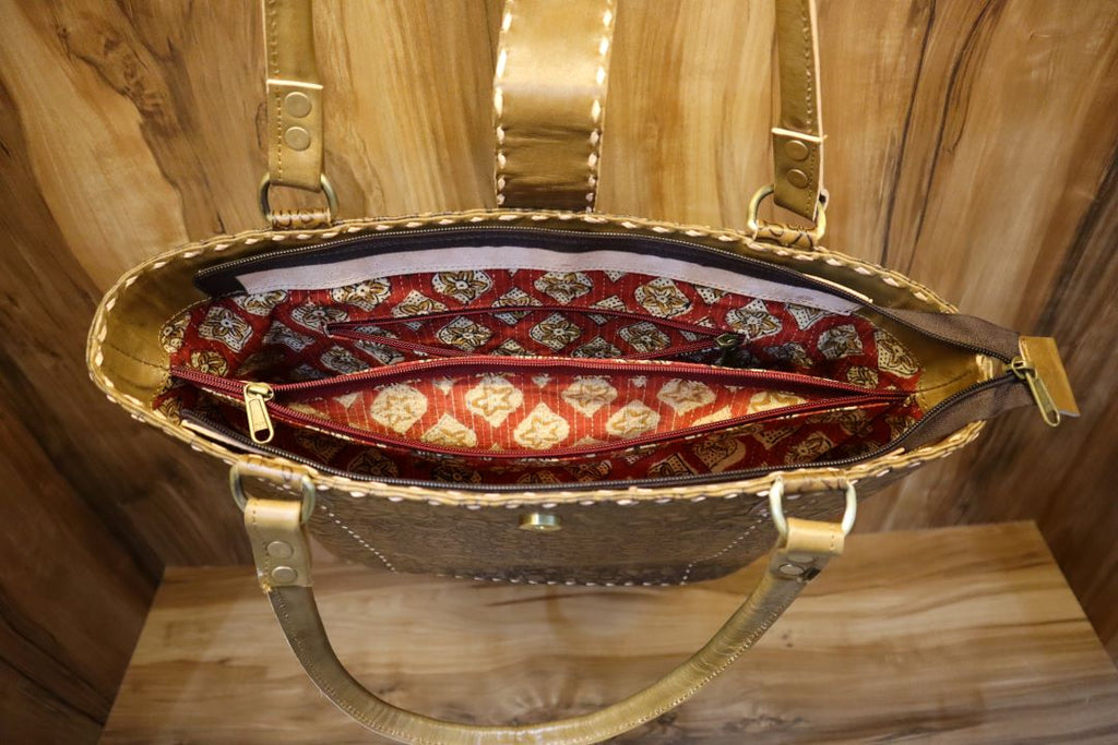 Genuine Leather Tote Bag – Timeless Everyday Carryall