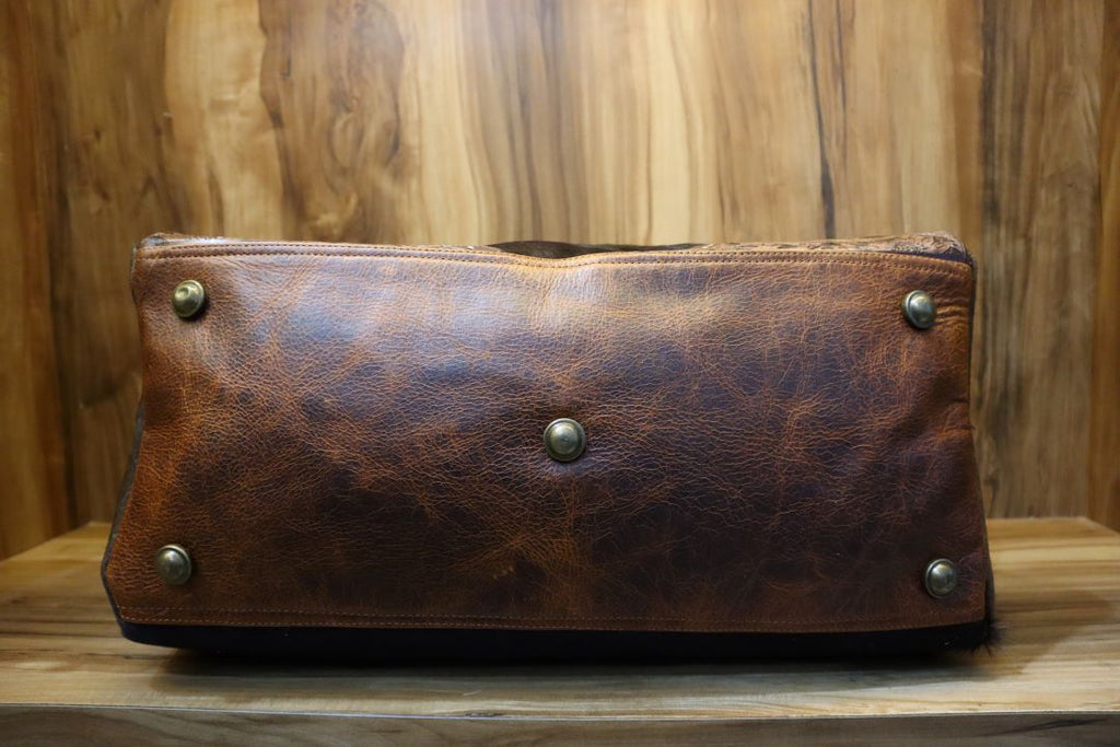 Premium Saddle Leather Duffle – Western Travel Gear
