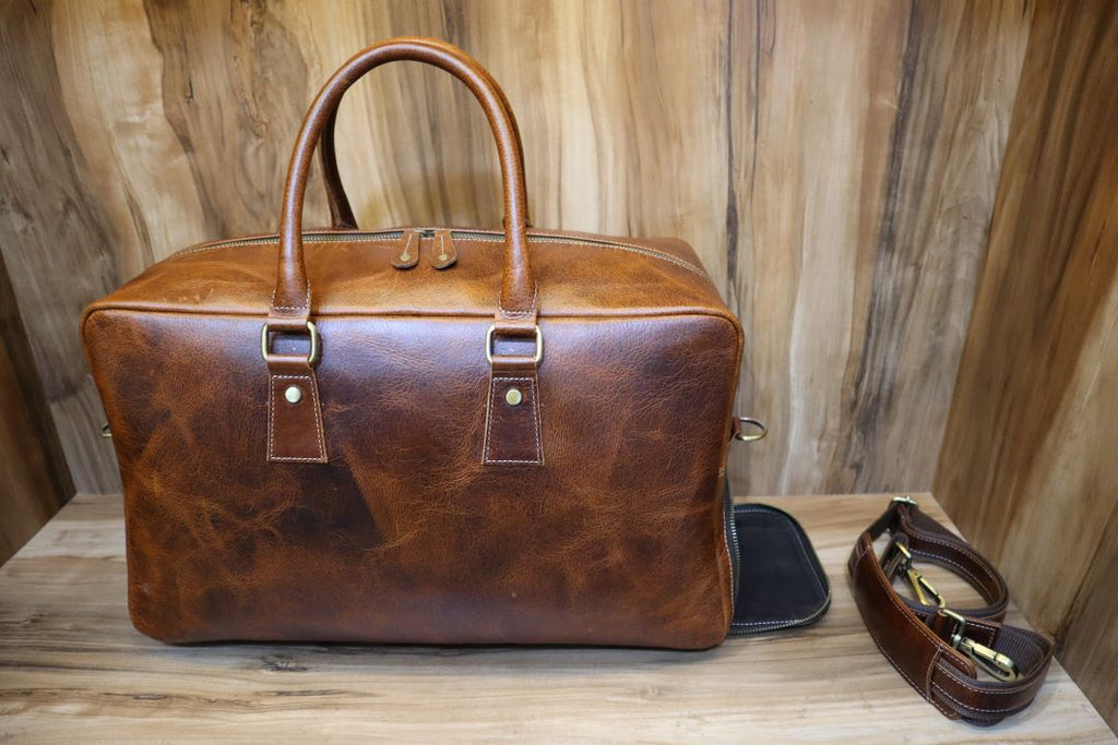 Handmade Leather Overnight Bag – Timeless & Elegant