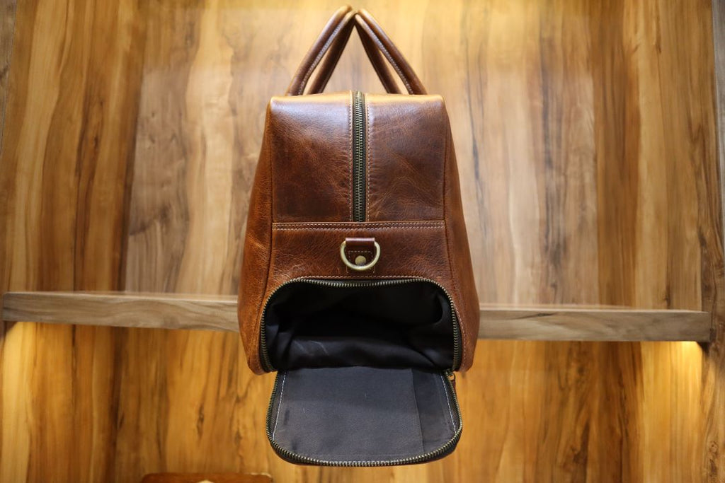 Handmade Leather Overnight Bag – Timeless & Elegant