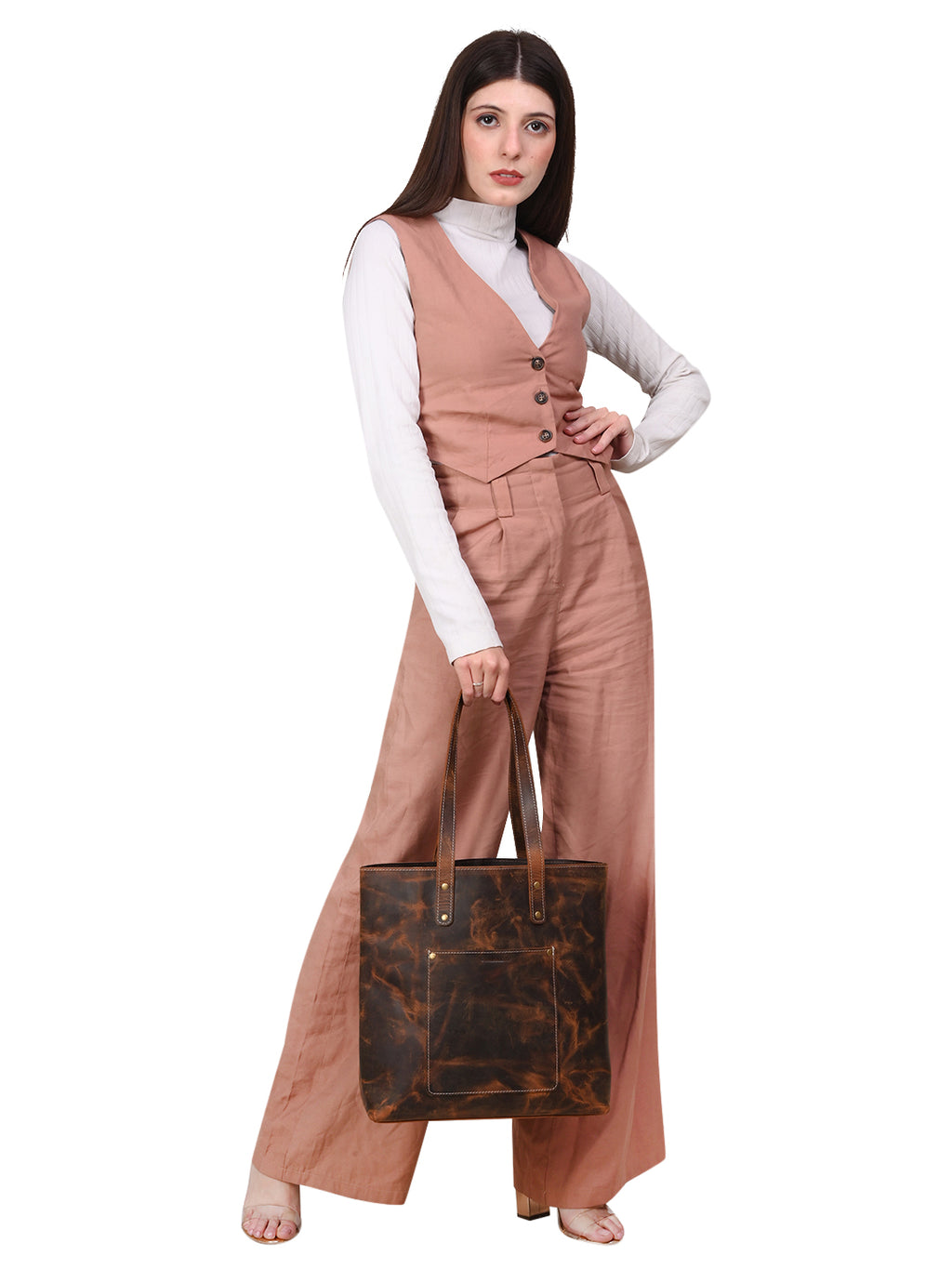 Signature Leather Tote Bag – Luxurious, Durable, Stylish